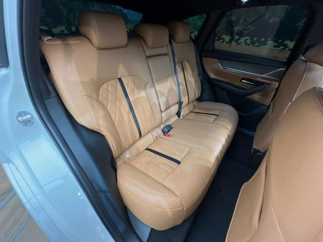 �㕔���Ȃ��C�ɂȂ�悤�ȃL�Y�E�����ւ��蓙�A�傫�ȃ_���[�W�͂Ȃ��A�ǍD�ȏ�Ԃł��B