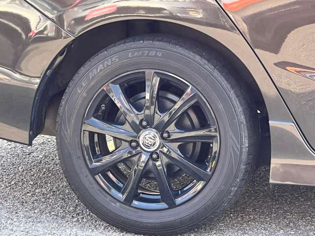 ���Ђ́A���q���܂̃j�[�Y�ɂ������o����悤�A�L�x�ȎԎ����葵���Ă���܂��B����芷���̍ۂ��A����A��낵�����肢�������܂��B