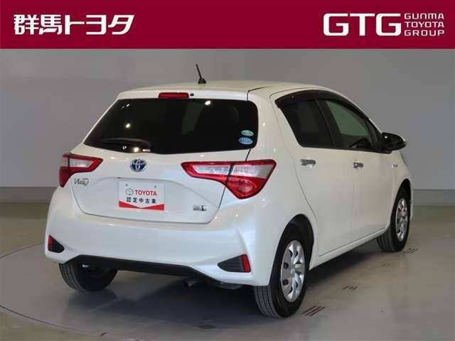 ヴィッツ1.5 ハイブリッド F セーフティ エディションII