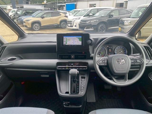 ノア1.8 ハイブリッド X