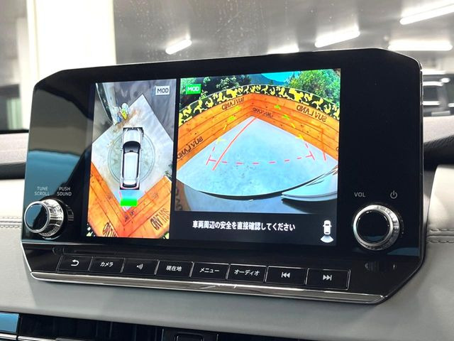 �y�}���`�A���E���h���j�^�[�z��p�̃J�����ɂ��A�ォ�猩���낵���悤�Ȏ��_��360�x�N���}�̎��͂��m�F���邱�Ƃ��ł��܂������p�������m�F���₷���A�����ꏊ�ł̐؂�Ԃ��⒓�Ԃ��X���[�Y�ɍs���܂��B