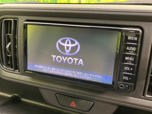 �y�����i�r�z�l�C�̏����i�r�𑕔����Ă���܂��B�i�r�̎g���₷���͂������A�I�[�f�B�I�@�\���[��!�L�����v�◷�s�͂������A�ʋ΂┃�����ȂǕ��i�̃h���C�u���y�����Ȃ�͂���