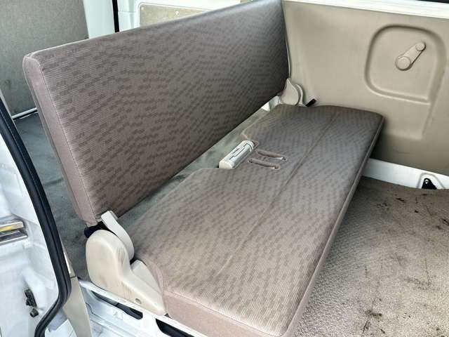 ���Ђł͌��I�������Ԃ𖈌���ʂɎd������s�Ȃ��A�����߂₷�����i�ł��񋟂��Ă���܂���