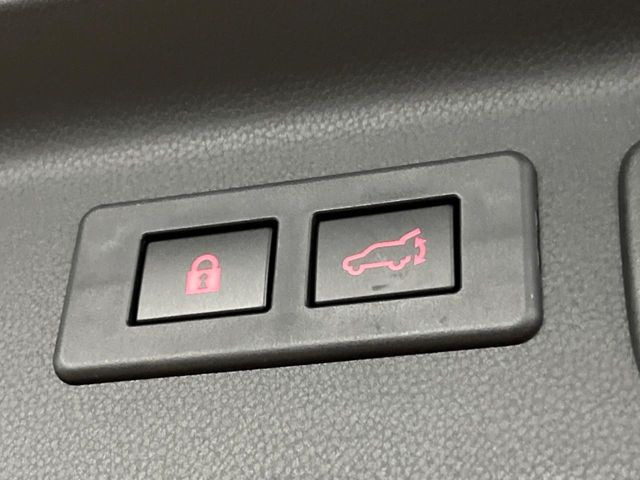 �y�p���[�o�b�N�h�A�z�X�}�[�g�L�[��^�]�Ȃ̃{�^�������������Ń��A�Q�[�g�������ŊJ���܂�!�ו��������Ă��鎞��A�����ʒu�ɂ���o�b�N�h�A��߂�ۂɕ֗��ȋ@�\�ł���