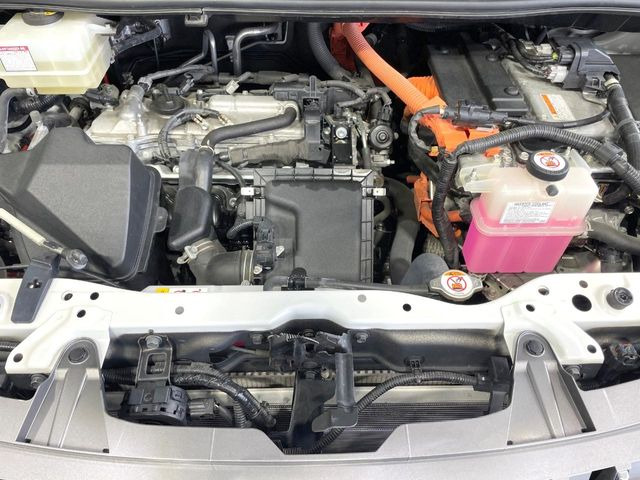 親切・丁寧な専門メカニックスタッフが応対!・車検・点検整備・事故等の修理などアフターサービスも安心。お車のカスタマイズもネクステージのサービススタッフまでご相談ください!