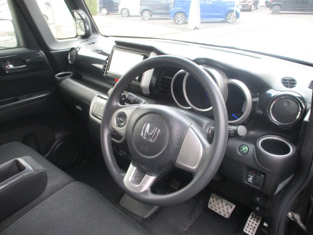 N-BOXカスタムG Lパッケージ