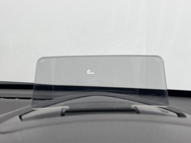 �y�w�b�h�A�b�v�f�B�X�v���C�z���݂̑��x�⑖�s�����f�W�^���\���ŉ^�]�ȑO���̃K���X�ɓ��e!�^�]���A�ڐ������炳���K�v�ȏ����m�F�ł���̂łƂ��Ă��֗��ň��S!