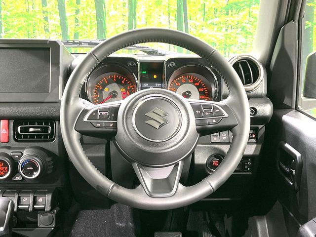 �y�����v�����X�e�A�����O�z�㎿�Ȋv���g�p���邱�ƂŁA��ɂ����������݂ƂĂ��^�]���₷���n���h���ł���