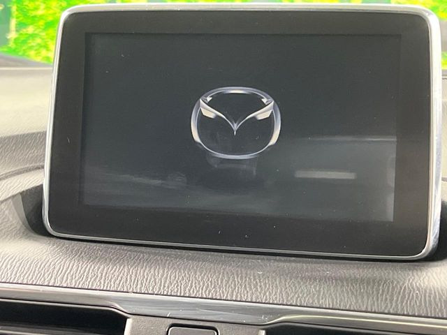 �y�}�c�_�R�l�N�g�i�r�z�ԓ��̕��͋C�Ƀ}�b�`������̌^�^�C�v�̃i�r�B�e����q�ݒ��Bluetooth�Đ����A�l�X�ȋ@�\���y���߂܂��B�����I�ȃ_�C�������삪�\�ŁA�g��������ǍD�ł��B