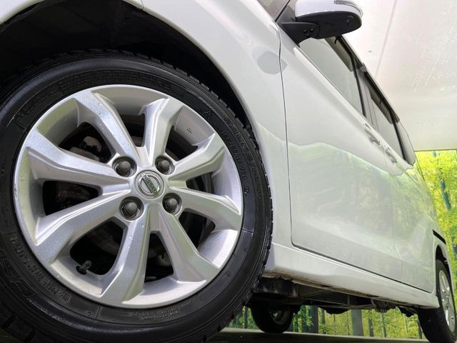 �y����14�C���`�A���~�z�C�[���z�O�ςɃ}�b�`���������A���~�z�C�[���𑕒����Ă���܂��B�e��ЊO�A���~�z�C�[����A�X�^�b�h���X�^�C�����戵�����Ă���܂��B���񂲑��k����������