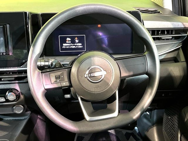 �y�X�e�A�����O�X�C�b�`�z�^�]���A�O������ڐ������炷���ƂȂ��A�I�[�f�B�I���̑��삪�\�ȕ֗��@�\!���S&���K�ȃh���C�u�����o���Ă���܂���