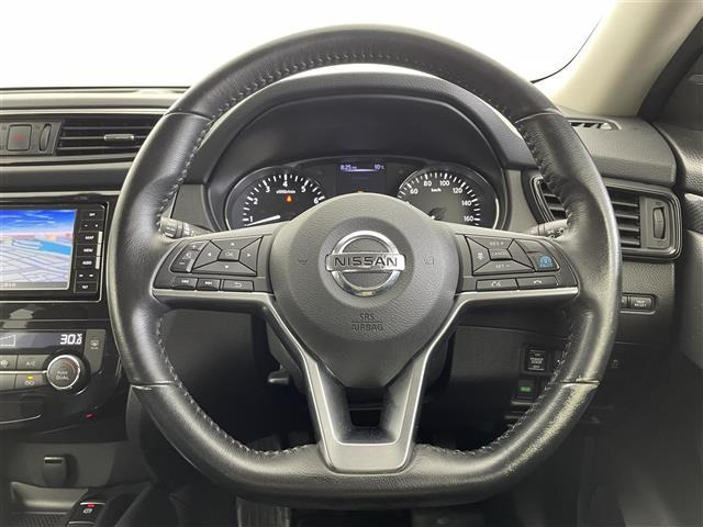 エクストレイル2.0 20Xi