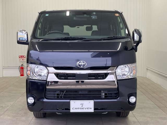 ハイエースバン