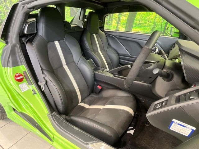 �y�n�[�t���U�[�V�[�g�z�������ƍ���S�n�𗼗������l�C�̃V�[�g���w�ʁE���ʂ̃t�@�u���b�N�f�ނ́A�ʋC���̗ǂ��⊊��ɂ����ɗD��Ă��܂��B�C���╞���ɍ��E���ꂸ���K�ɂ���肢�������܂��B