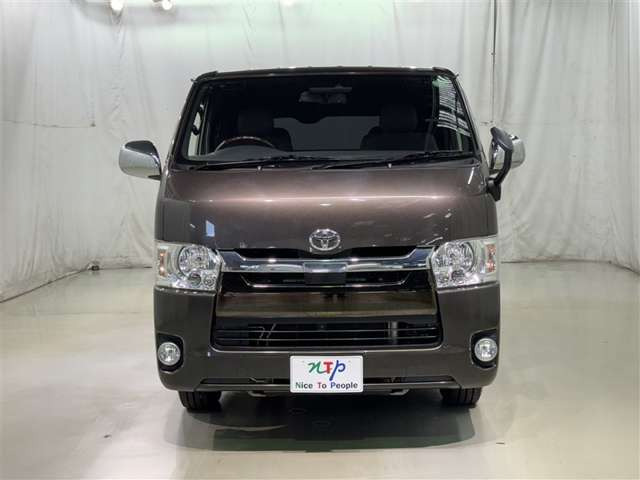 ハイエースバン