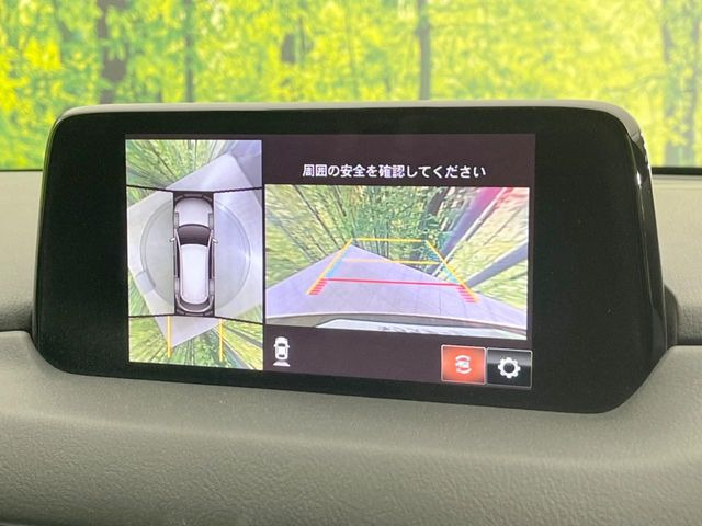 �y360&deg;�r���[���j�^�[�z��p�̃J�����ɂ��A�ォ�猩���낵���悤�Ȏ��_��360�x�N���}�̎��͂��m�F���邱�Ƃ��ł��܂����c�񒓎Ԃ╝�񂹎��Ɋ��􂵂Ă���܂���