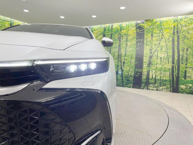 �yLED�w�b�h���C�g�z���V����ԑ��s�����ǍD�Ȏ��E���m�ۂ����S���ĉ^�]�ł��鍂�P�xLED�w�b�h���C�g�𑕔�!�_�����x�������A����d�͂��}�����Ă��܂��B