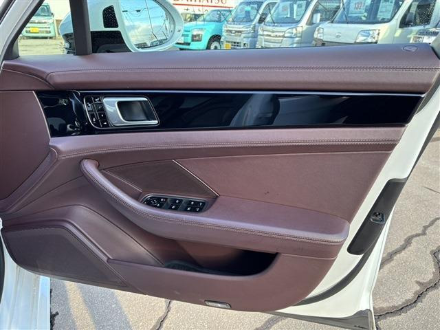 ���X�ł͊F�l�Ɉ��S���Ă��Ԃ��^�]���Ă����������߂̎����ԕی��ւ̉�����JAF�ւ̉����������Ȃ��܂��̂ł���]�̕��͂��C�y�ɂ����k������!