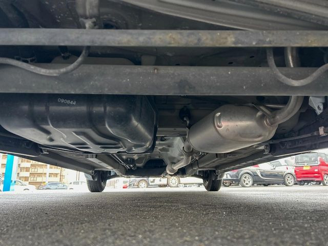 ����肪���ꂢ�Ȃ����ɁA�h�K���H�̎{�H���I�X�X���B�~��n��͂������A���ݕ��ɂ��Z���̕���A��Ń}�����E�E�B���^�[�X�|�[�c���������ɂ��D�]���������Ă���܂��B