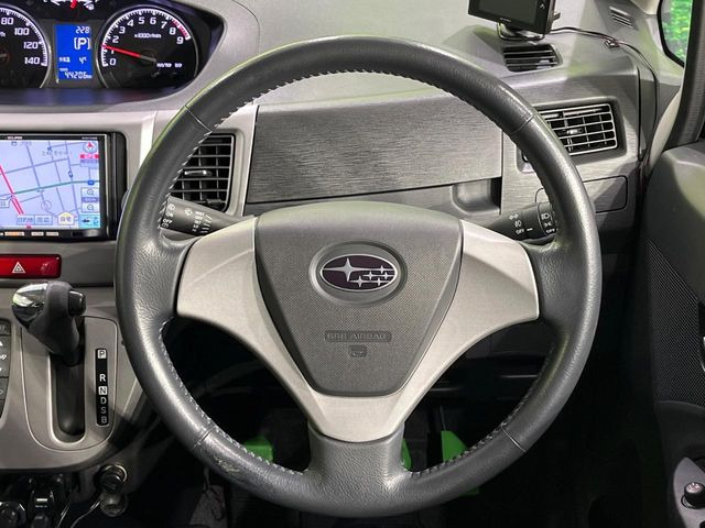 �y�����v�����X�e�A�����O�z�㎿�Ȋv���g�p���邱�ƂŁA��ɂ����������݂ƂĂ��^�]���₷���n���h���ł���