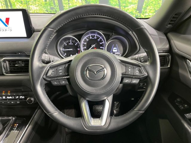 �y�����v�����X�e�A�����O�z�㎿�Ȋv���g�p���邱�ƂŁA��ɂ����������݂ƂĂ��^�]���₷���n���h���ł���