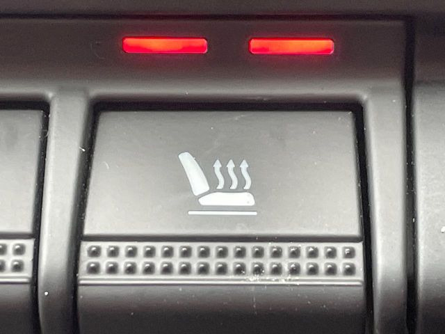 ���t�����g�V�[�g�q�[�e�B���O:�^�]�ȁE����ȋ��ɓ�i�K�Œ��߂��\�ȃV�[�g�q�[�^�[�𑕔����Ă���܂��B�G�߂��킸���K�ɂ��g�p���������܂��B