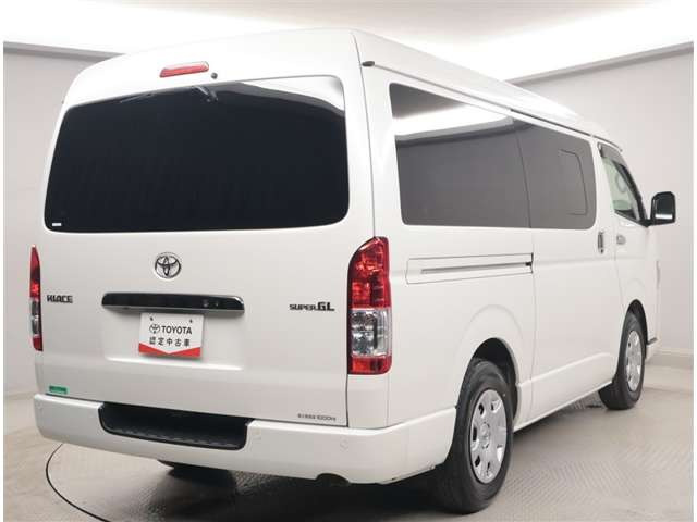 ハイエースバン