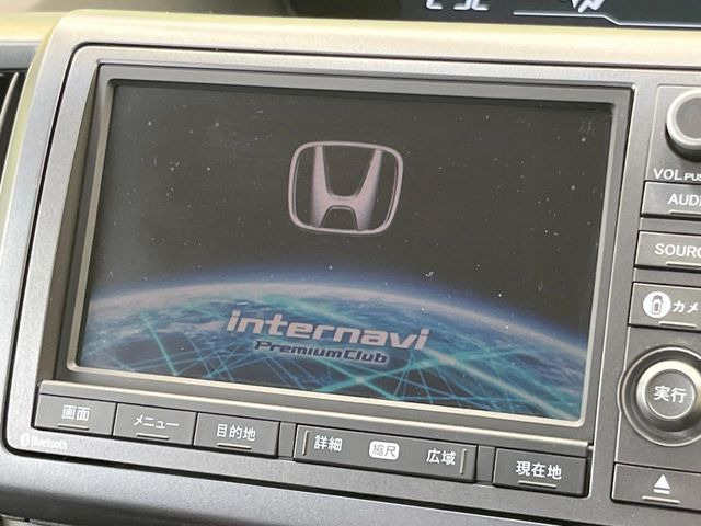 �y�����i�r�z�l�C�̏����i�r�𑕔����Ă���܂��B�i�r�̎g���₷���͂������A�I�[�f�B�I�@�\���[��!�L�����v�◷�s�͂������A�ʋ΂┃�����ȂǕ��i�̃h���C�u���y�����Ȃ�͂���