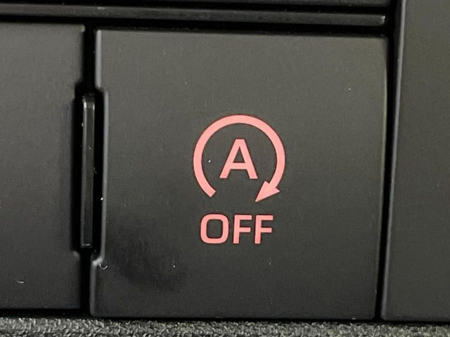 �y�A�C�h�����O�X�g�b�v�z�ԐM����a�؂Œ�Ԃ����ۂɃG���W�����~���A���ʂȔR���̏����}���܂��B�R��������ی�ɂȂ���@�\��G���W���̓u���[�L�𗣂��΍Ďn�����܂��B