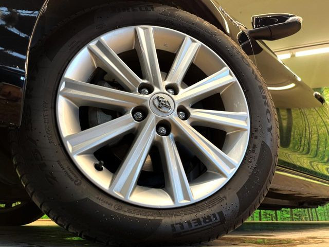 �y�����A���~�z�C�[���z�O�ςɃ}�b�`���������A���~�z�C�[���𑕒����Ă���܂��B�e��ЊO�A���~�z�C�[����A�X�^�b�h���X�^�C�����戵�����Ă���܂��B���񂲑��k����������