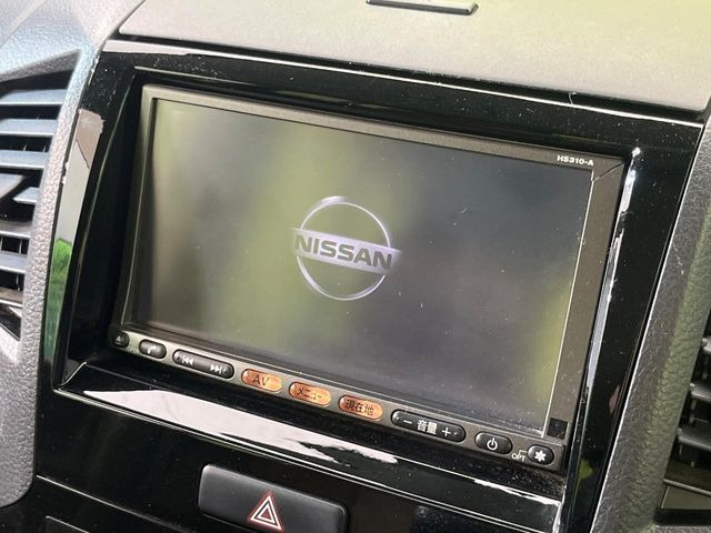 �y�����i�r�z�l�C�̏����i�r�𑕔����Ă���܂��B�i�r�̎g���₷���͂������A�I�[�f�B�I�@�\���[��!�L�����v�◷�s�͂������A�ʋ΂┃�����ȂǕ��i�̃h���C�u���y�����Ȃ�͂���