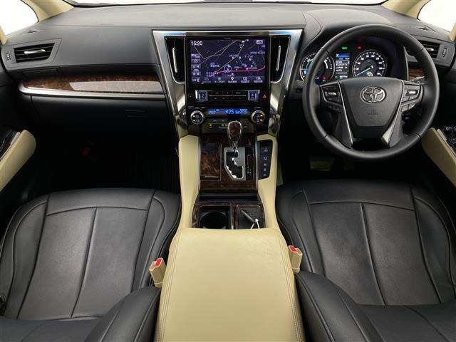 ヴェルファイアハイブリッド 2.5 X E-Four 4WD