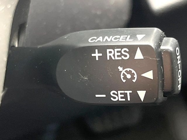 �y�N���[�Y�R���g���[���z�������H�����N���N���s�B�A�N�Z���𗣂��Ă���葬�x�ő��s���ł��A�������^�]���̕��S���y��!�����E�������ȒP�ȃX�C�b�`����Œ����ł��܂��B