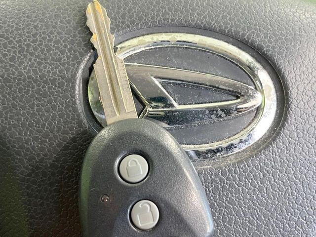 �y�L�[���X�z�������ꂽ�ꏊ����ł��{�^����Ńh�A�̊J���E�{�����ł���̂łƂ��Ă��֗�!�h�A�̌�������ɏ������邱�Ƃ�����܂����