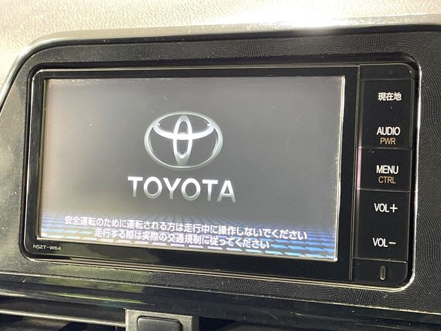 �y�����i�r�z�l�C�̏����i�r�𑕔����Ă���܂��B�i�r�̎g���₷���͂������A�I�[�f�B�I�@�\���[��!�L�����v�◷�s�͂������A�ʋ΂┃�����ȂǕ��i�̃h���C�u���y�����Ȃ�͂���