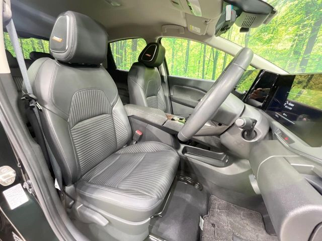 �y���烌�U�[�V�[�g�z����̂ӂ���肪�e�ՂŃ����e�i���X�����ȒP�ȁA�@�\���ɗD��鍇����v���̗p�����㎿�ȃV�[�g�ł��B����S�n���悭�A���������ӂ��S�n�ǂ��ԓ���Ԃ����o���Ă���܂��B