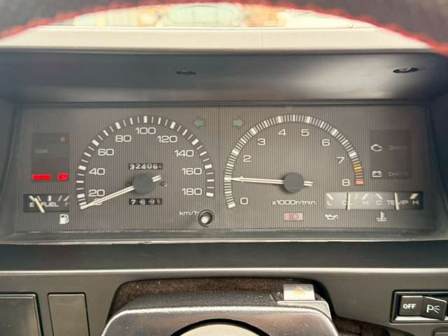 �C�ɂȂ邨�Ԃ�����܂�����E�̓d�b�ԍ����璼�ڂ��X�ɂ��₢���킹���������B�x�����@����ԗ����A��Ԃ܂łȂ�ł������������Ē����܂��B�X�^�b�t�ꓯ���A�����҂����Ă���܂��B