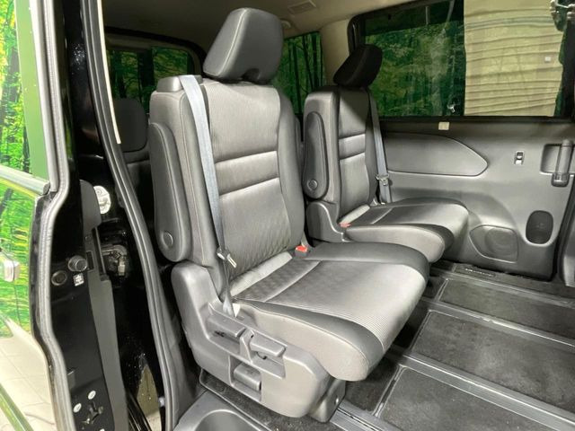 �Z�J���h�V�[�g�͒������������ƂȂ��Ă���A�X���C�h����ΒʘH�X�y�[�X���o��!�O��̈ړ����Ƃ��Ă��ȒP�ł���������A8����Ԏ������K�ȍ���S�n�̃V�[�g�ƂȂ��Ă��܂���