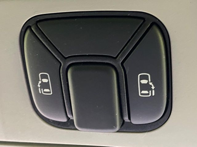 �y�����p���[�X���C�h�h�A�z�X�}�[�g�L�[��^�]�Ȃ̃X�C�b�`�Ō�ȗ����X���C�h�h�A�̊J���\���d��������͂����ăh�A���J����K�v�������A�����Ȃ��q�l�ł��ȒP�ɊJ���߂ł����K�ł���