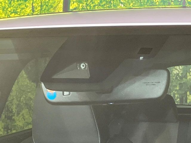 �y�g���^�Z�[�t�e�B�Z���X�z���s���ɑO���̎ԗ�����F�����A�Փ˂������Ȏ��͌x��ƃu���[�L�ŏՓˉ���Ɣ�Q�y�����A�V�X�g�B�����S�Ƀh���C�u�����y���݂��������܂��B