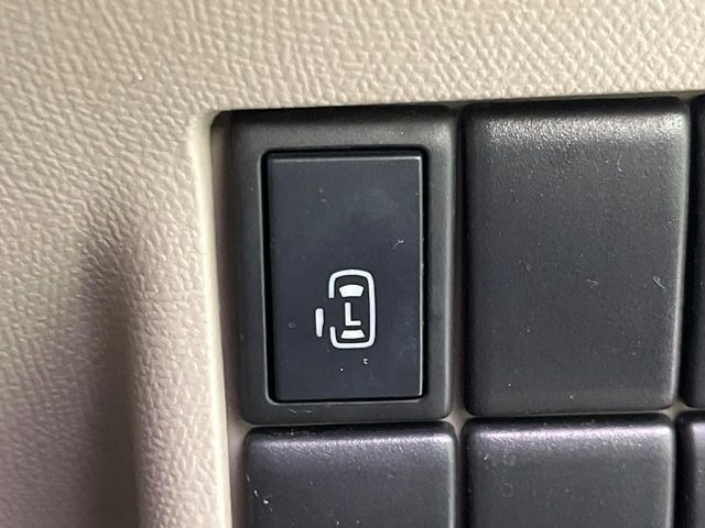 �y�p���[�X���C�h�h�A�z�X�}�[�g�L�[��^�]�Ȃ̃X�C�b�`�ŃX���C�h�h�A�̊J���\���d��������͂����ăh�A���J����K�v�������A���������q�l�ł��A�d���ו��������Ă��鎞�����N�ɊJ���߂ł��܂���