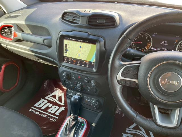 レネゲードマットグリーン 4WD