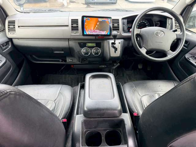 �C�ɂȂ邨�Ԃ�����܂�����E�̓d�b�ԍ����璼�ڂ��X�ɂ��₢���킹���������B�x�����@����ԗ����A��Ԃ܂łȂ�ł������������Ē����܂��B�X�^�b�t�ꓯ���A�����҂����Ă���܂��B