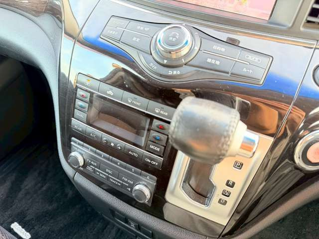 �C�ɂȂ邨�Ԃ�����܂�����E�̓d�b�ԍ����璼�ڂ��X�ɂ��₢���킹���������B�x�����@����ԗ����A��Ԃ܂łȂ�ł������������Ē����܂��B�X�^�b�t�ꓯ���A�����҂����Ă���܂��B