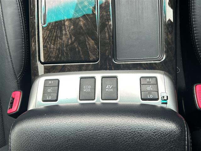 アルファードハイブリッド 2.5 SR Cパッケージ E-Four 4WD