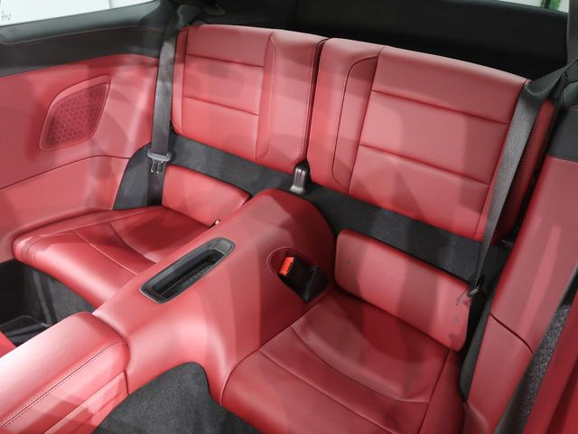 �V�[�g�ɂ��Ă���ԗǂ��ێ�����Ă���̂ł��B�I�[�g�X�e�[�W�ł͐�p�̃V�[�g���n���K�[�h����R�[�e�B���O�����p�ӂ��Ă�܂��B���񂨐\���t���������B