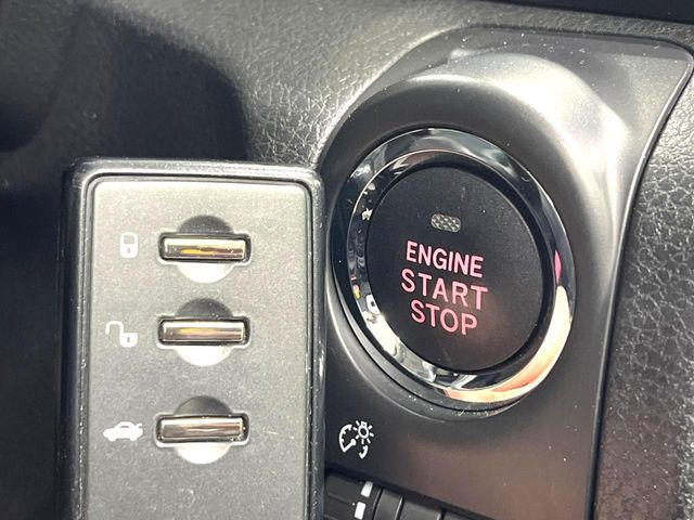 �y�C���e���W�F���g�L�[�z�J�o����|�P�b�g�ɓ��ꂽ�܂܂ł��h�A�̎{���E�������\�ȃX�}�[�g�L�[�𑕔��B�G���W���̃I���E�I�t�����J�M�����o���K�v����������Ƃ��Ă��֗��ł���