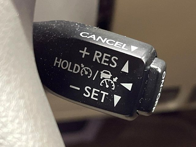 �y���[�_�[�N���[�Y�R���g���[���z�������H�ł̒��������s���y��!!�����ő��x��ۂN���[�Y�R���g���[�����A�Փˌy���V�X�e���ƘA�g���A�O���̎ԗ������m���ĎԊԂ�ۂ悤�ɑ��x���߂��Ă���܂�!!