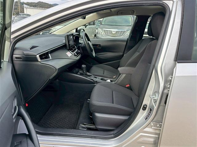 カローラツーリング1.8 ハイブリッド X