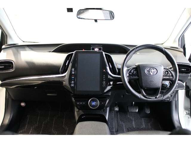 プリウスPHV1.8 A ユーティリティ プラス